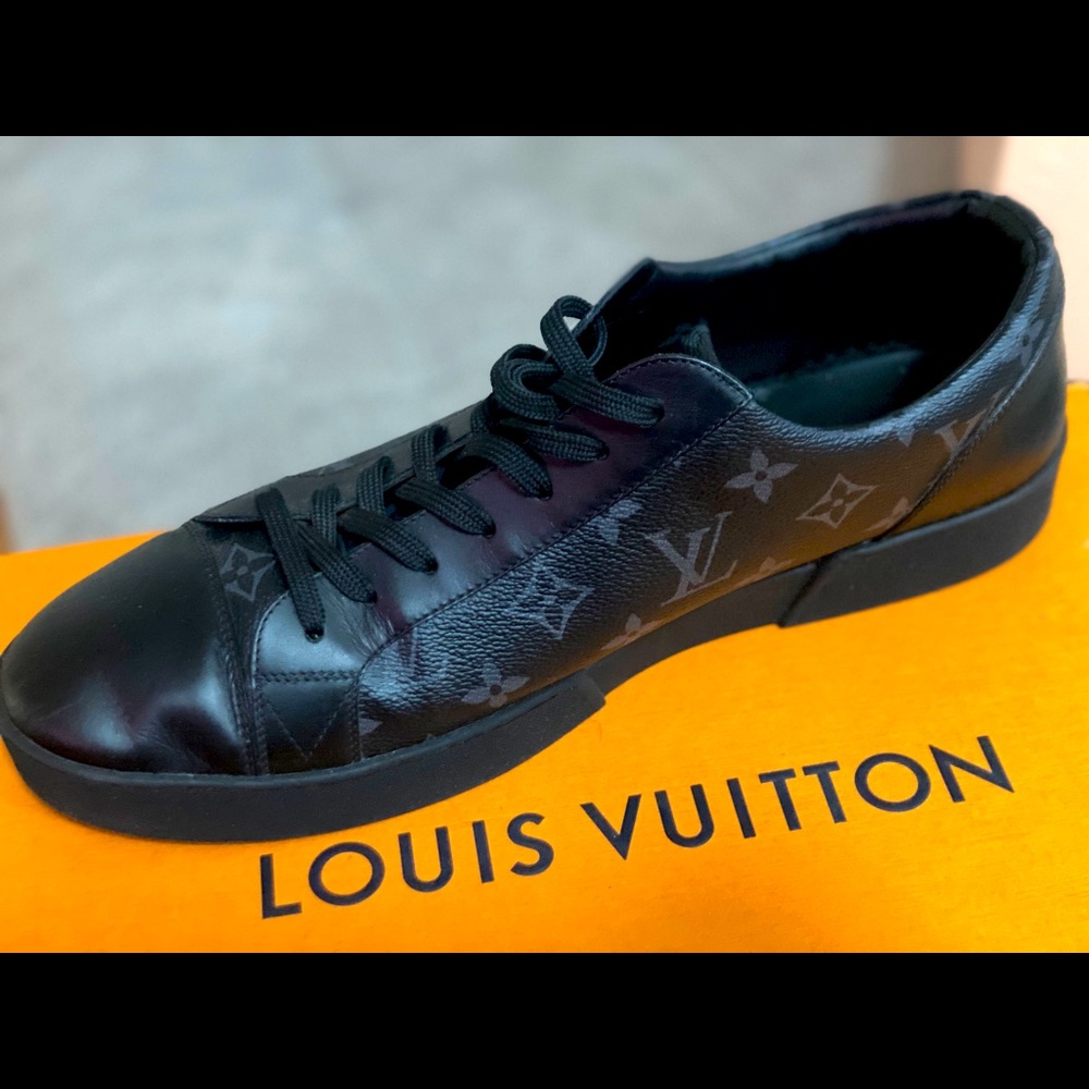 Black Louis Vuitton size 12